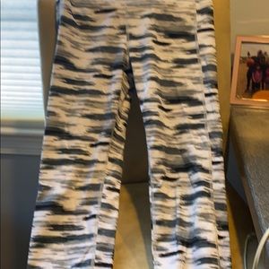 Gap yoga leggings